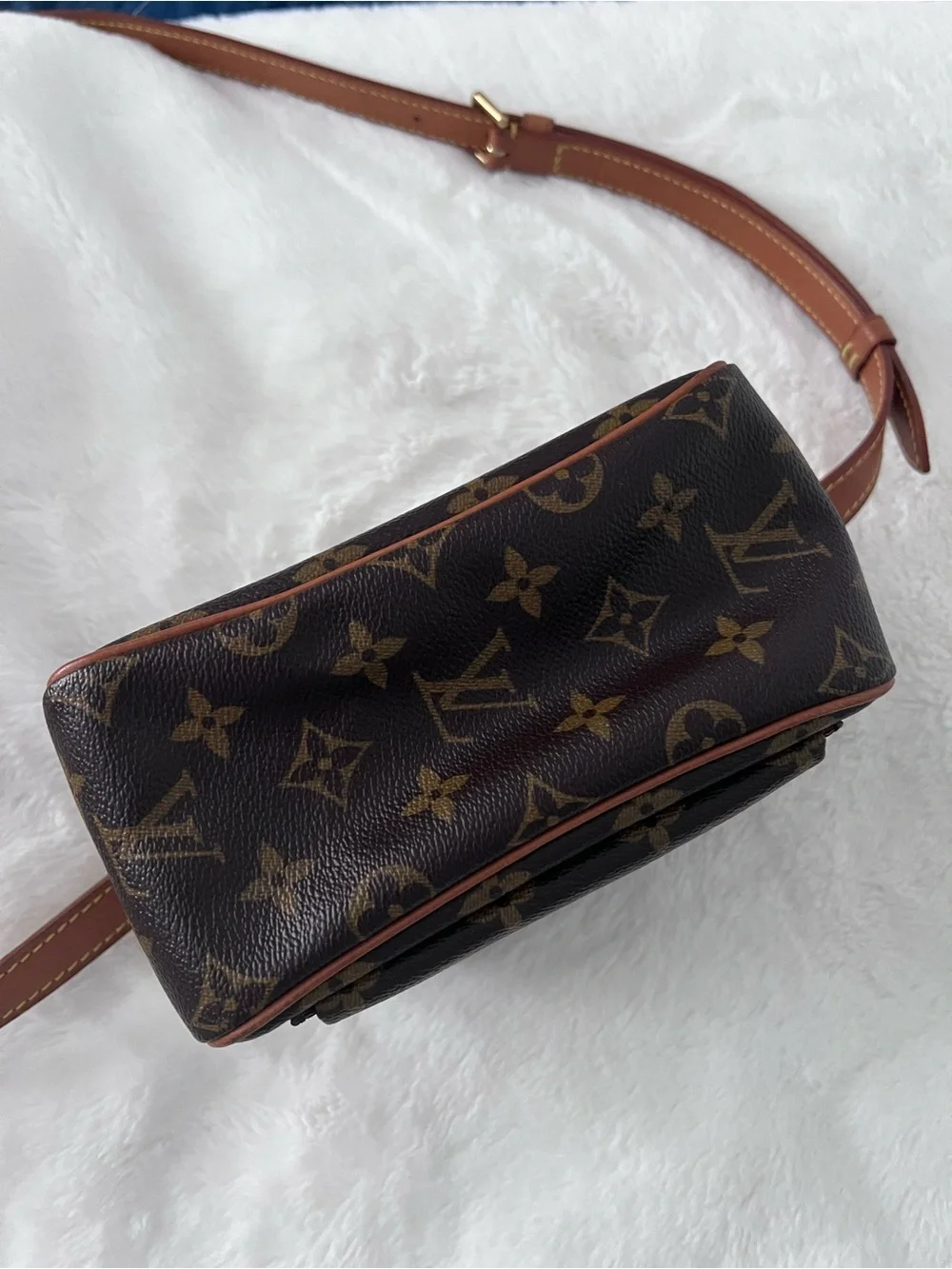 Louis Vuitton Viva Cite PM Crossbody Bag, Monogram, Mini Bag, Vintage